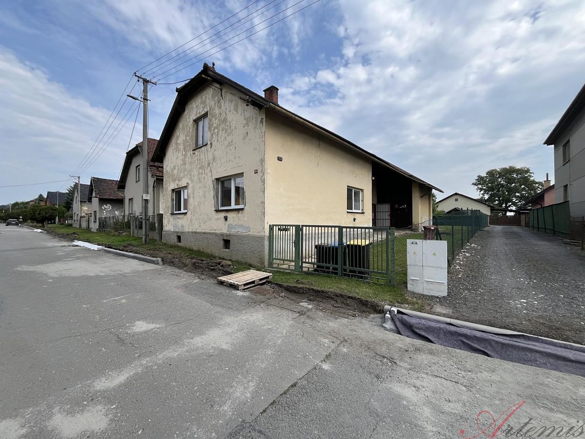 Prodej rodinného domu 174 m², pozemek 442 m²